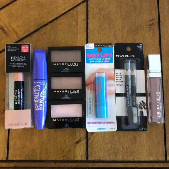 Bundle of Revlon, Rimmel, Maybelline, Covergirl, and Physicians Formula Makeup - Picture 1 of 3
